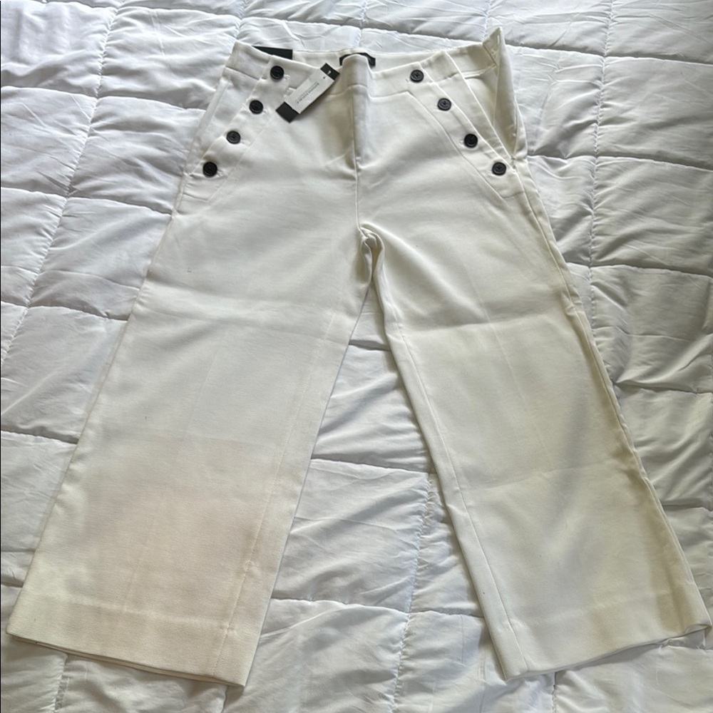 Banana Republic Cream Wide-Leg Trousers with Black Buttons